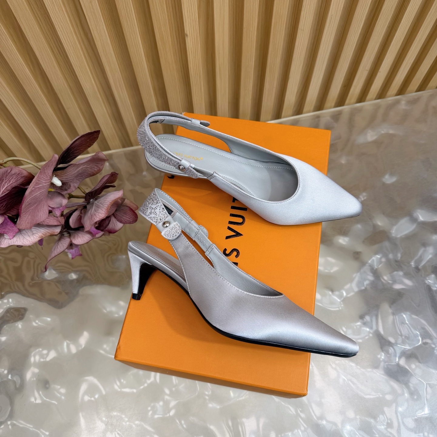 Women's high heels